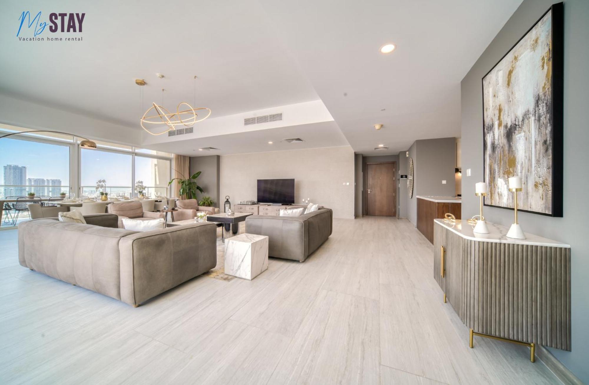 Spectacular 4bdr With Jacuzzi Dubai