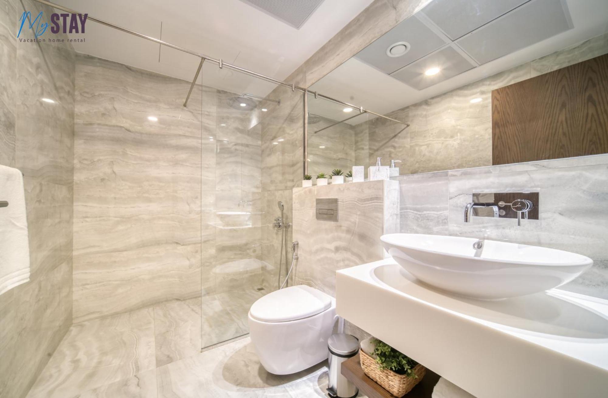 Apartment Spectacular 4bdr With Jacuzzi Dubai