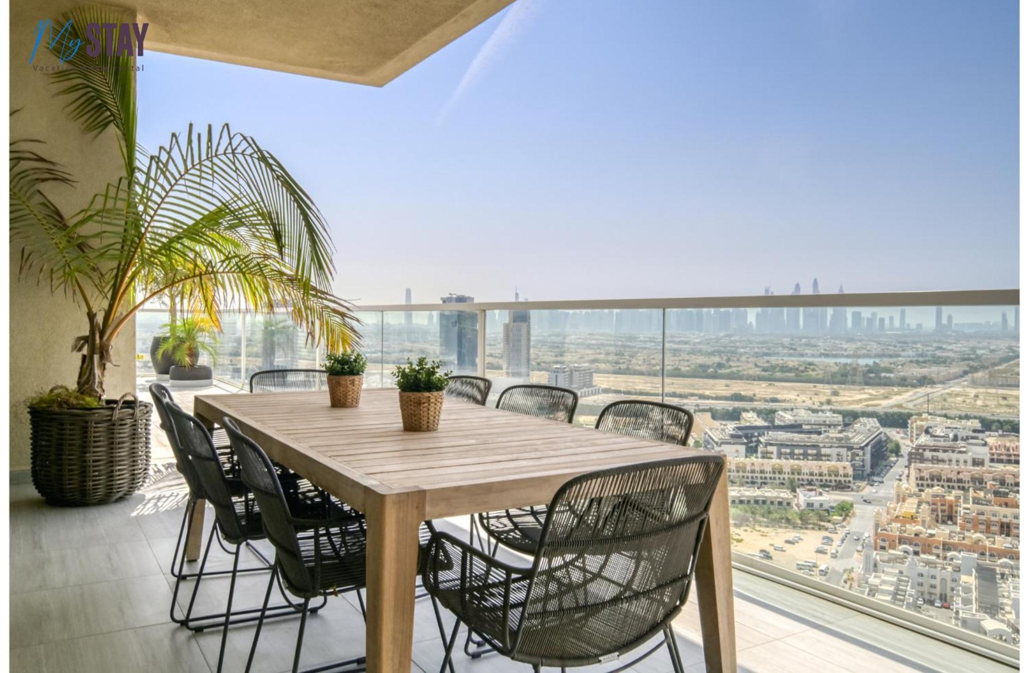 Spectacular 4bdr With Jacuzzi Apartment Dubai
