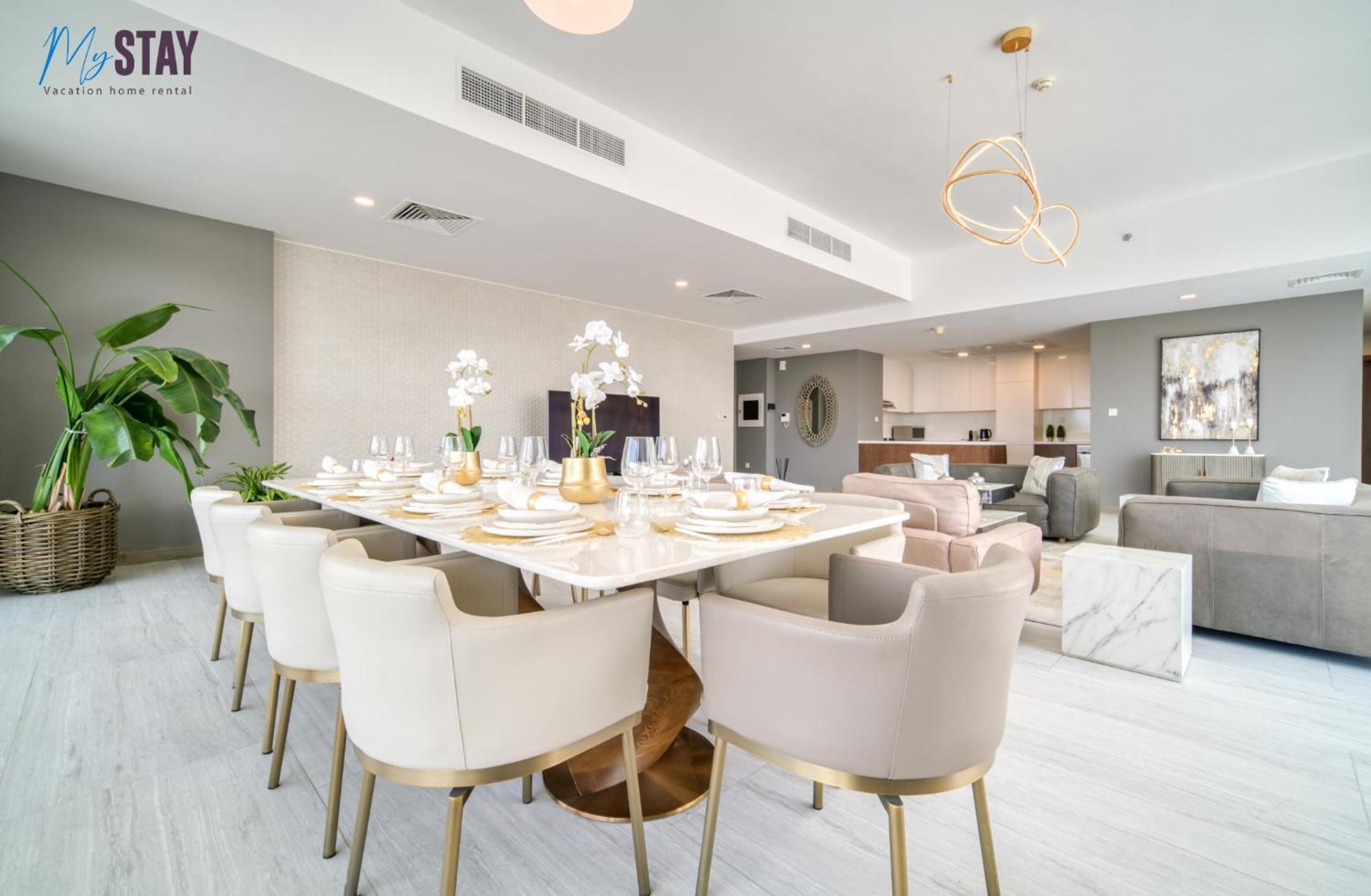 Spectacular 4bdr With Jacuzzi *
